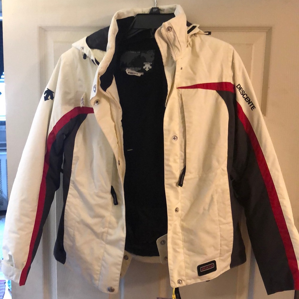 Descente Ski/Snowboard Jacket